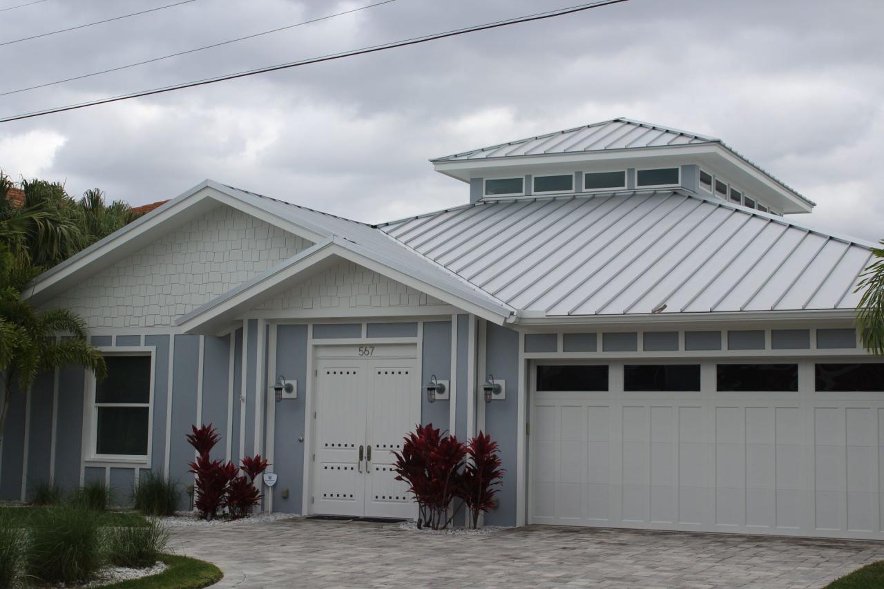 Roofing contractor